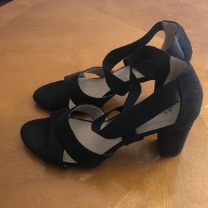 Alberto Strappy Block Heel Sandal Sz 39